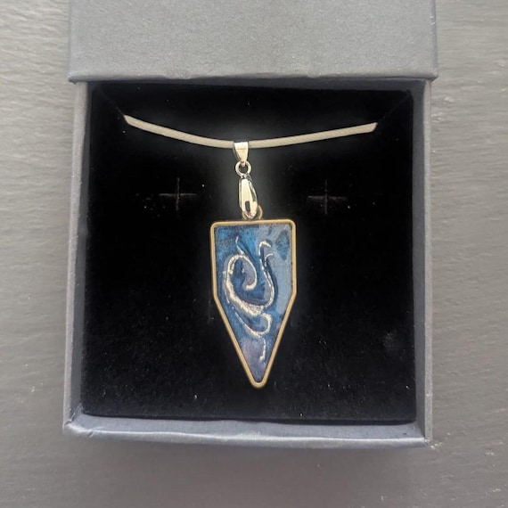 Anhänger "Silver Phantasy" echte Handarbeit- Unikat aus Edelstahl und Kunstharz